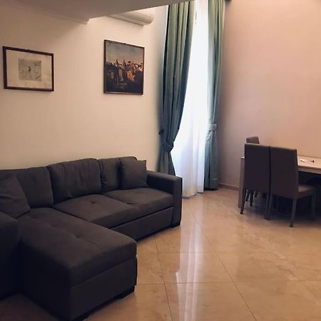 43 Appartamento Ampio E Comodo Nel Centro Di Roma Exterior foto