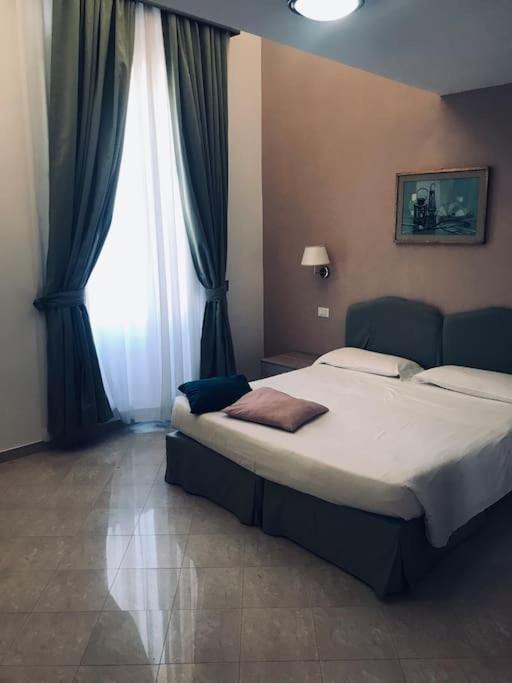 43 Appartamento Ampio E Comodo Nel Centro Di Roma Exterior foto